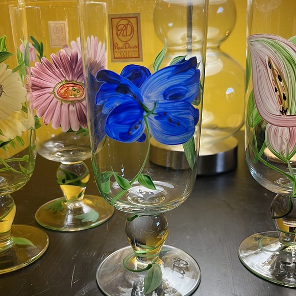 Set of 4 hand painted Crystal China Royal Danube Pedal-stool glasses flowers - Picture 4 of 8